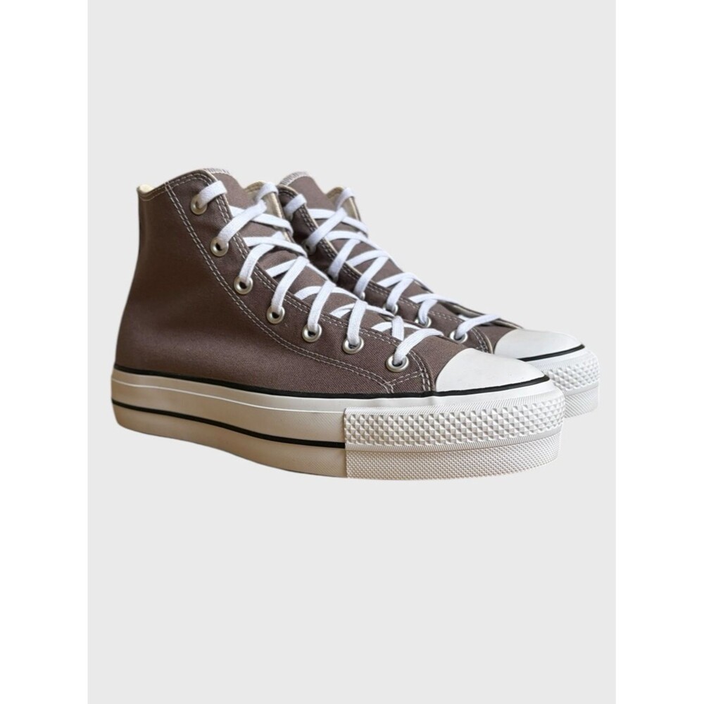 NWB Converse CTAS High-Top Platform Sneakers Women's 11 Pumice Streetwear Urban